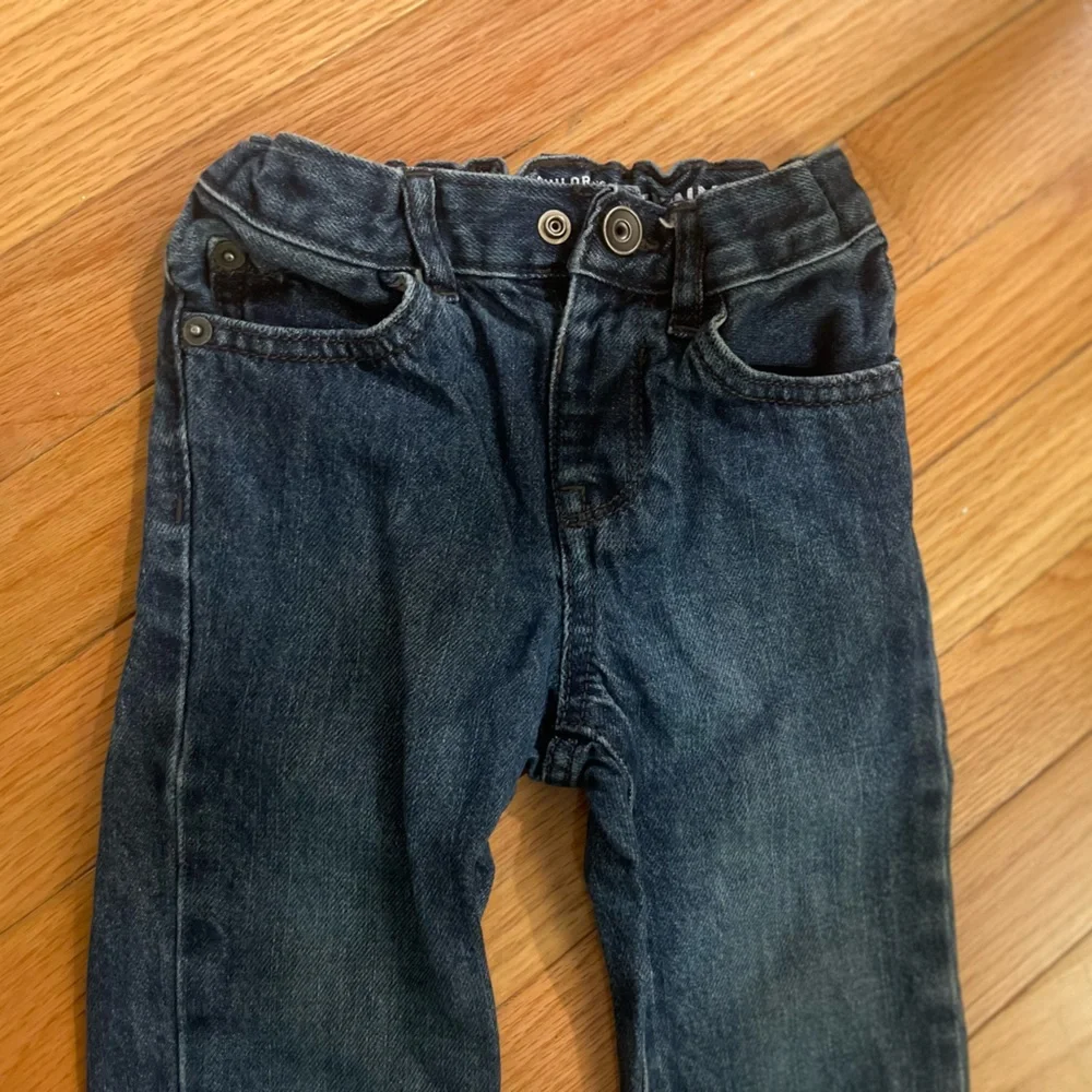 The Children’s Place Skinn Jeans | Toddler 2T | Like New